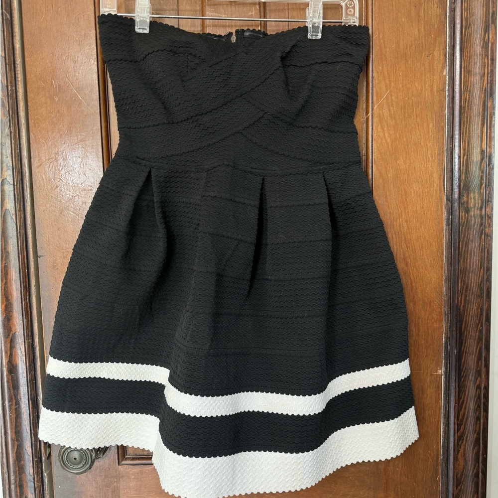 Sans Souci Black Cocktail Strapless| Scuba Bandage Fit & Flare Mini Dress Sz M